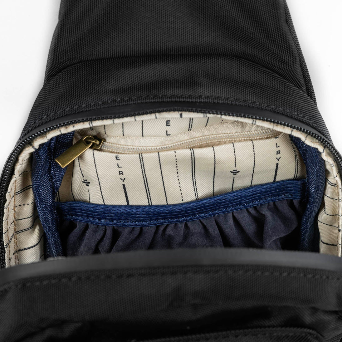 Revelry The DayTripper Large Smell Proof Crossbody Bag - Glasss Station