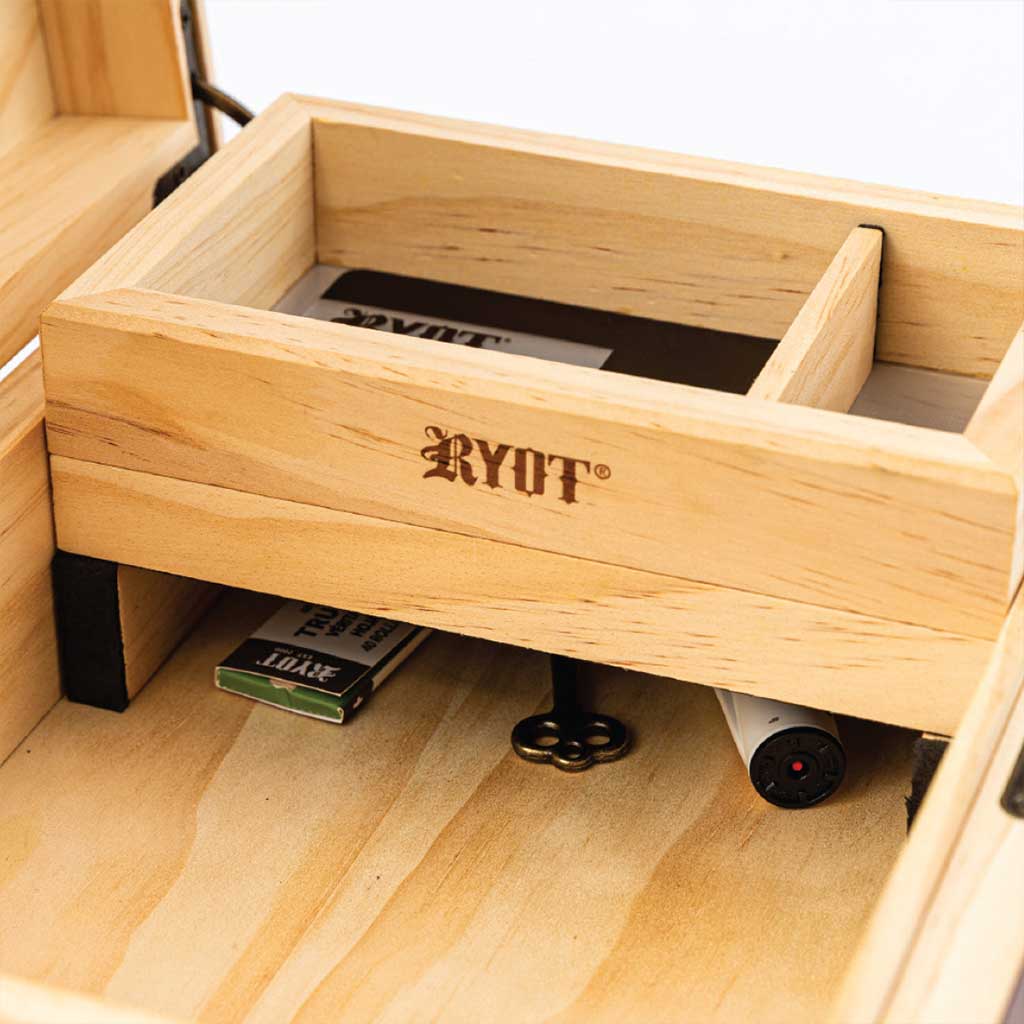 Ryot Walnut Humidor Combo Box - Glasss Station