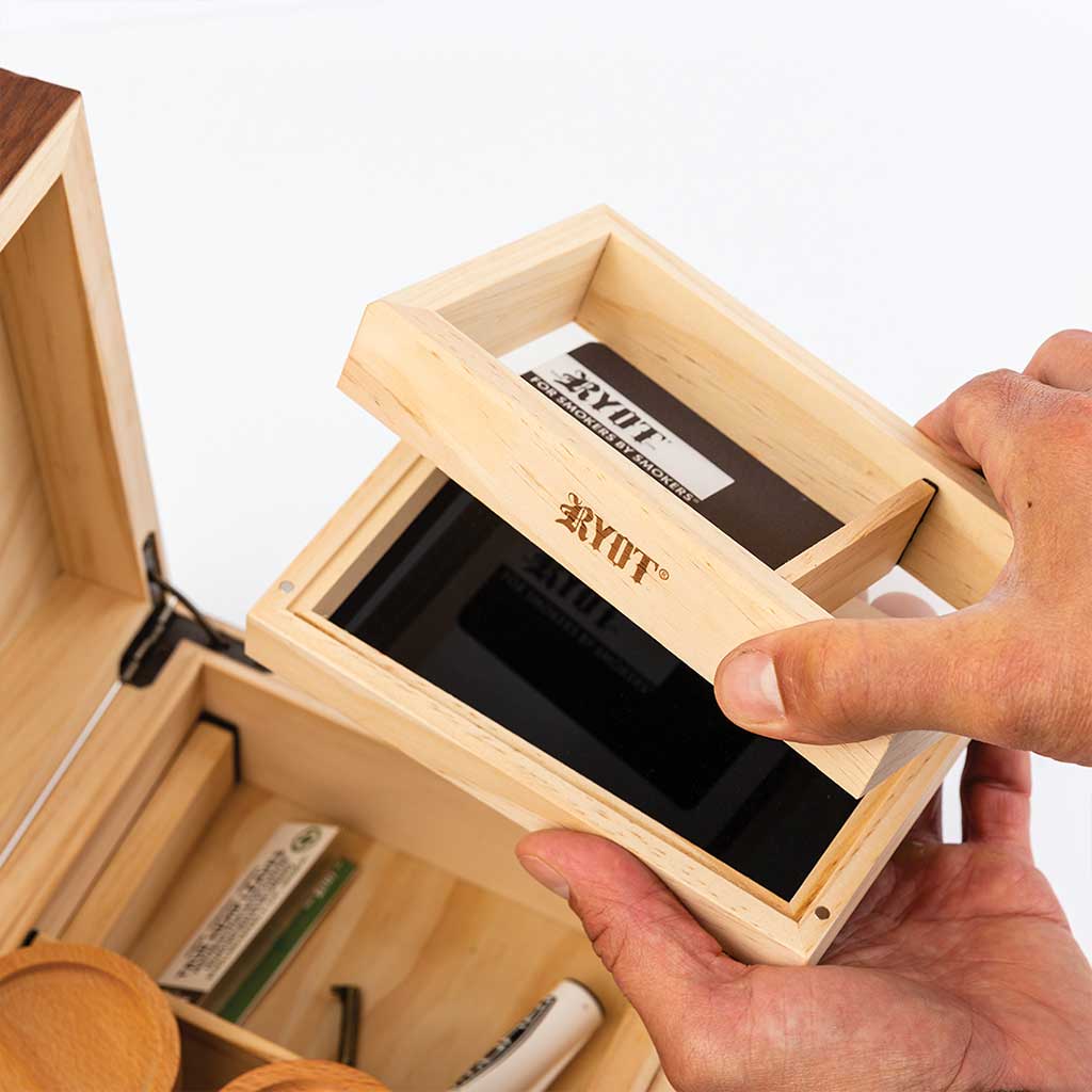 Ryot Walnut Humidor Combo Box - Glasss Station