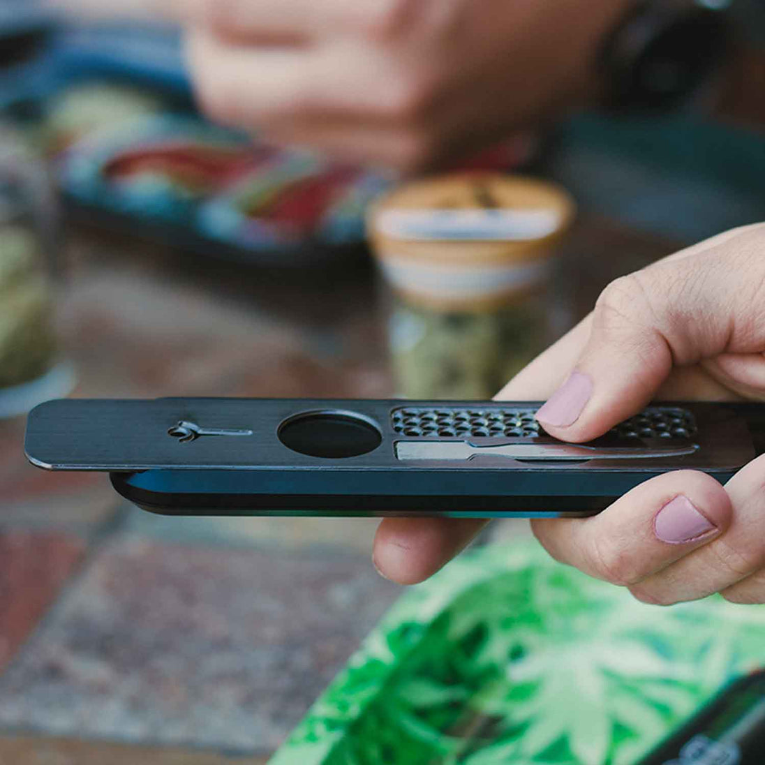 Genius Pipe x V Syndicate Grinder Slider - Glasss Station