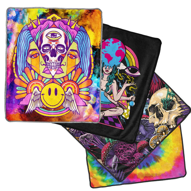 Pulsar Fleece Throw Blanket - Glasss Station